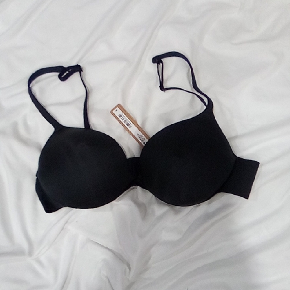 SKIMS Classic Black Bra